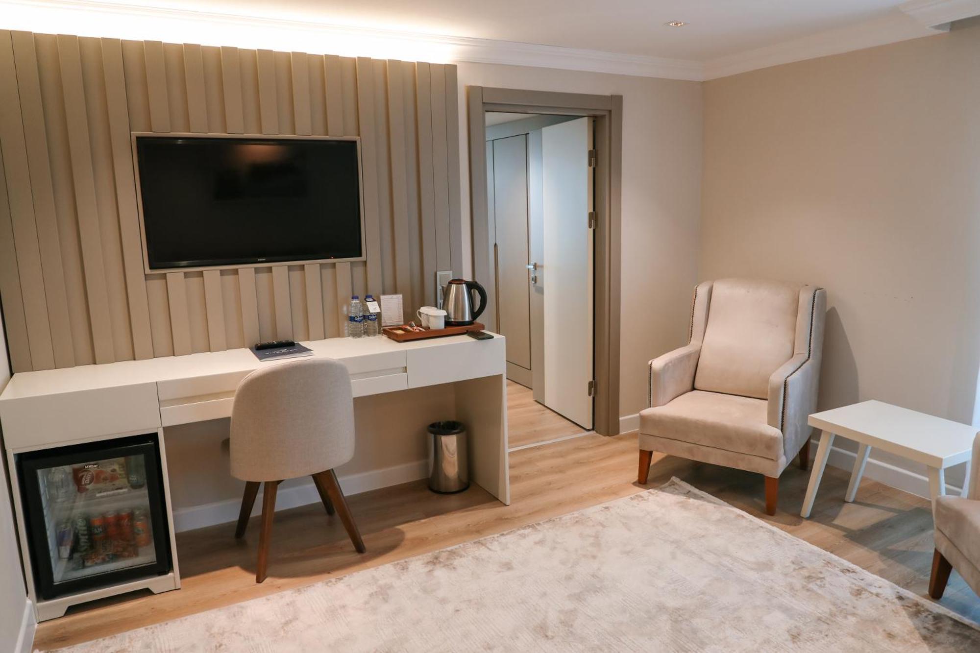 Vira Otel Suites 시놉 외부 사진
