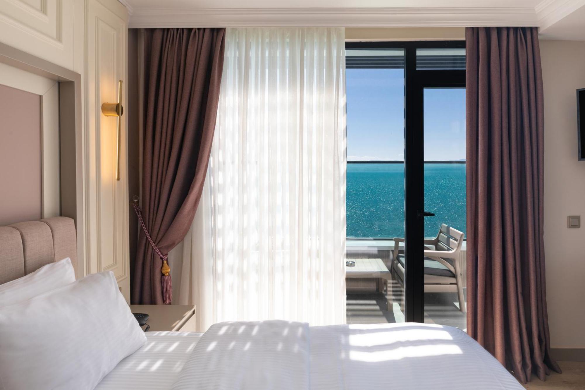 Vira Otel Suites 시놉 외부 사진